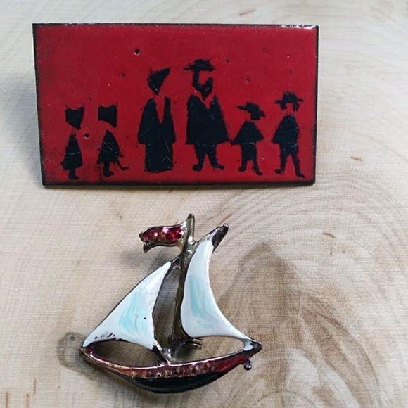 Vintage Jewelry - Primitive vintage Pilgrim + ship pin bundle